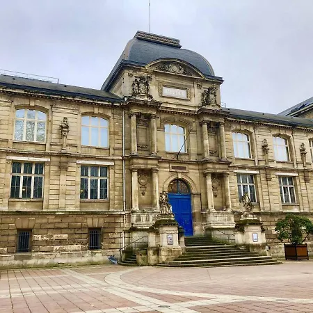 Le Coeur Du Donjon Rouen