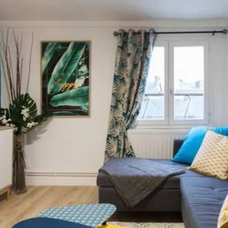 Le Coeur Du Donjon Apartment *